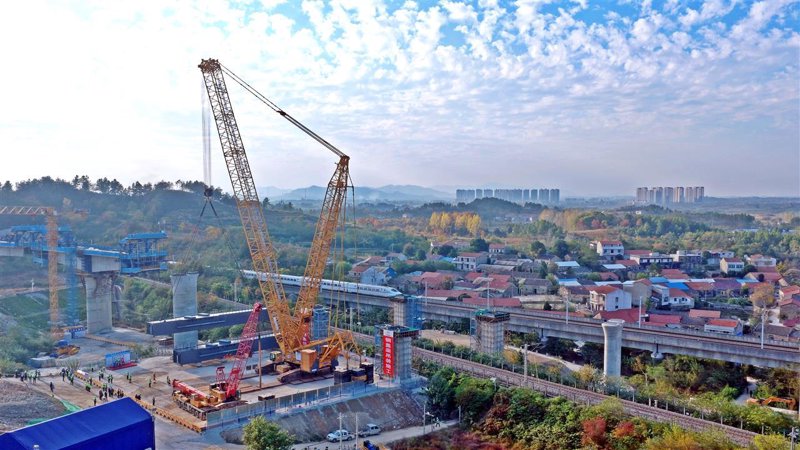 麻城市区的起重设备市场:一个新锐与传统并存的故事